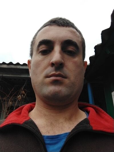  ,   Sergiu, 36 ,   ,   