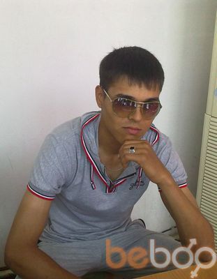  ,   Alex, 39 ,   