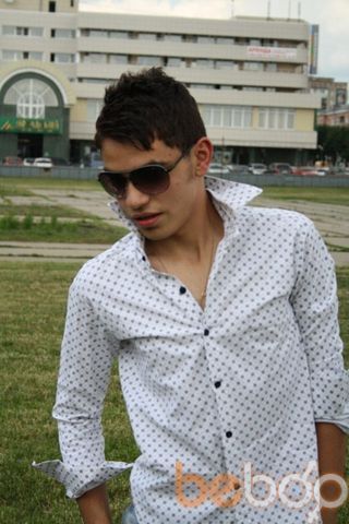  ,   Andrea, 32 ,   ,   , c 