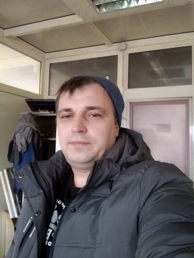  ,   Vladimir, 37 ,   , 