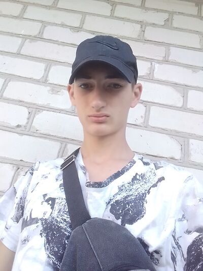  ,   Miha, 20 ,   ,   