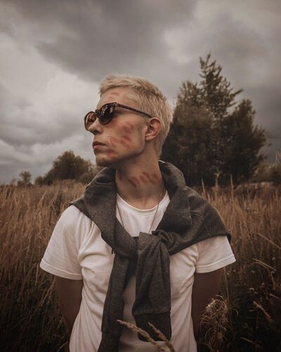  ,   , 24 ,   ,   
