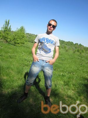  ,   OLEG, 32 ,   