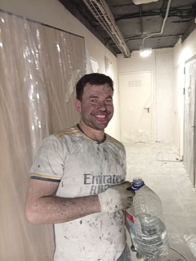  ,   Ruslan, 35 ,   ,   