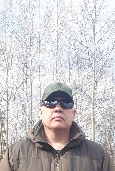  ,   Alex, 44 ,   ,   