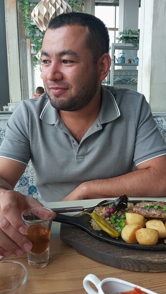  ,   Zoidjon, 32 ,   ,   