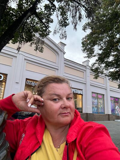  ,   Ella, 50 ,   ,   