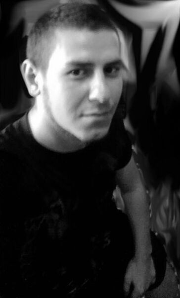 ,   David, 32 ,   ,   , c 