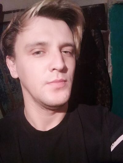  ,   Viktor, 25 ,   ,   