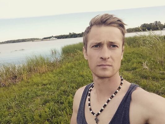  ,   Aleksandr, 33 ,   ,   