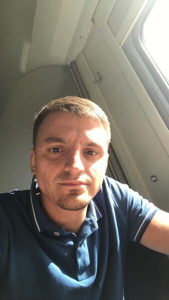  ,   Viktor, 36 ,   ,   , c 