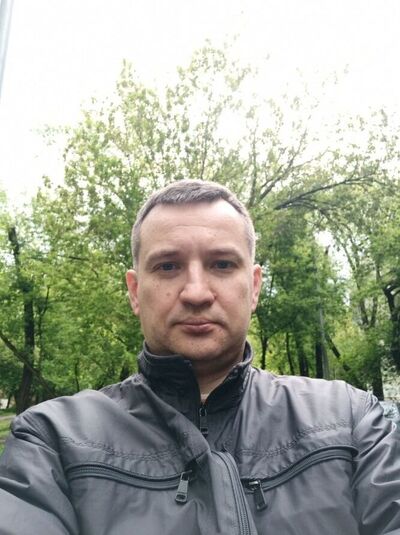  ,   Vlad, 41 ,   ,   