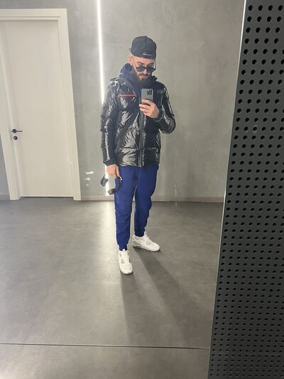  ,   Marco, 27 ,   ,   