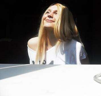  7194401  Elena, 37 ,    
