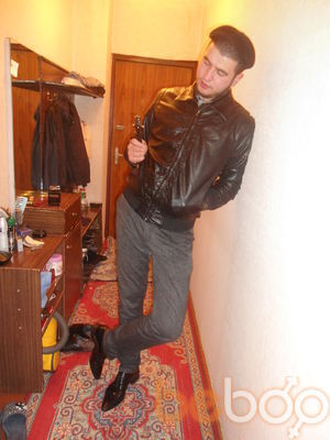  ,   Farxad, 33 ,   