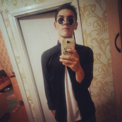  ,   Maks, 29 ,   ,   , c 