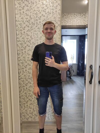  ,   Ivan, 26 ,   c 