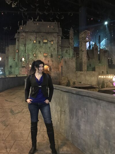  ,   Alenka, 32 ,   ,   