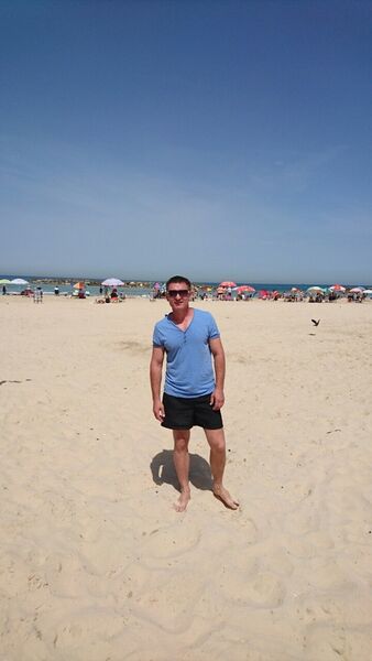  ,   Alex, 47 ,   