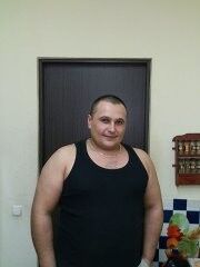  4404861  Andrei, 41 ,    