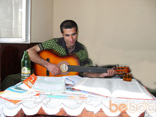  3195431  Armenak, 39 ,    