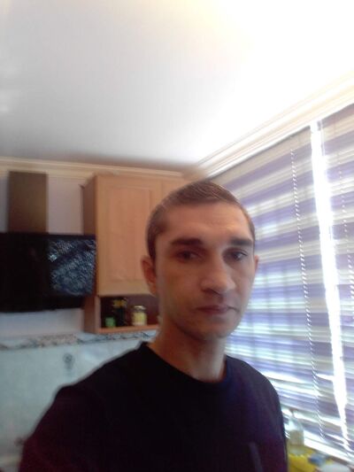  ,   Alone, 38 ,   ,   , c , 