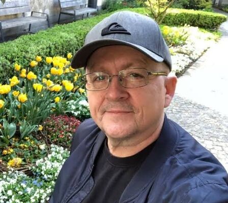  ,   Wolfgang, 49 ,   ,   