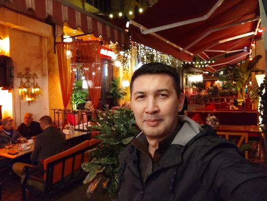  ,   Maxx, 33 ,   ,   