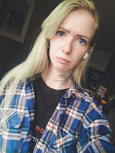  ,   Shiry, 22 ,     , c 
