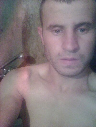  ,   Sasha, 29 ,   