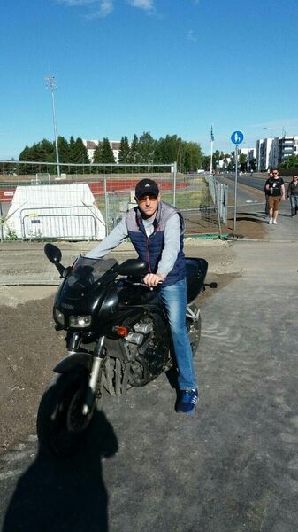  ,   Hastos, 49 ,   