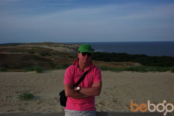  ,   Alex, 60 ,   