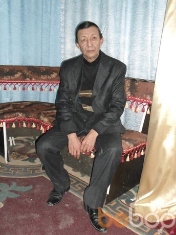  -,   Ali, 63 ,   