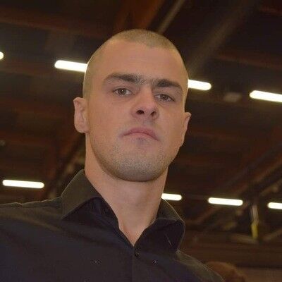  ,   Sergei, 40 ,   ,   , c 