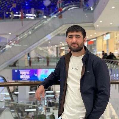  --,   Namig, 28 ,   ,   