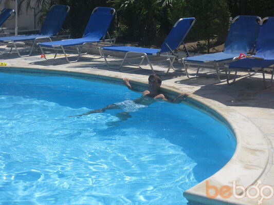  ,   Alentin, 40 ,   