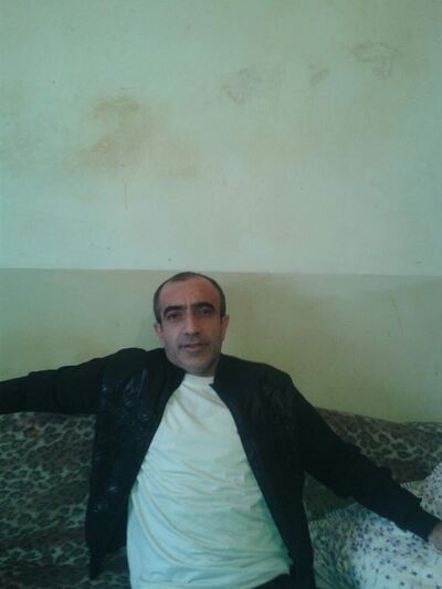  ,   Aren, 49 ,   c 