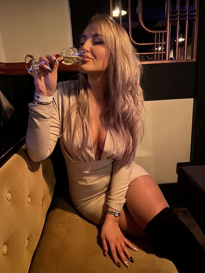  ,   Tatiana, 33 ,  