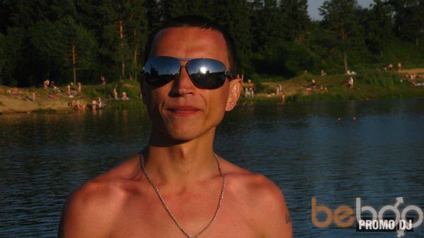  -,   Techman, 40 ,   ,   , c 
