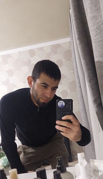  --,   Roman, 35 ,   ,   