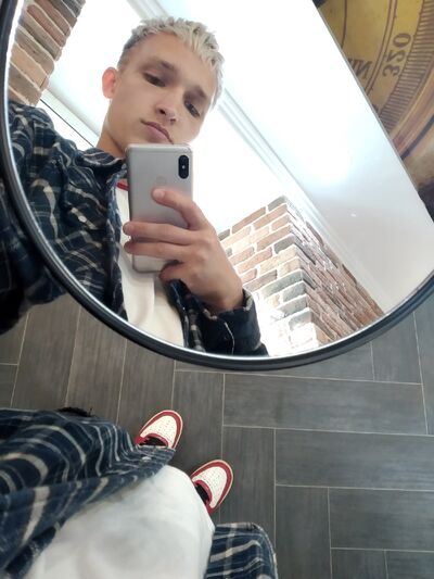  ,   Stas, 24 ,   ,   