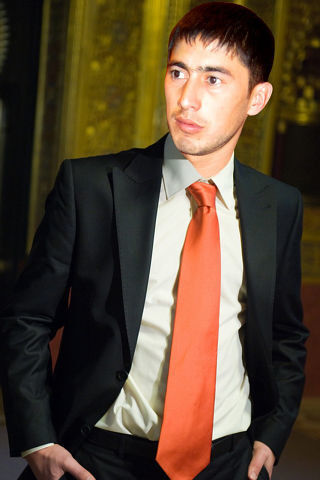  ,   Bek, 37 ,   ,   , c 