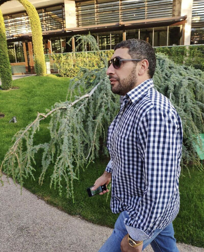  ,   Seyran, 32 ,   ,   