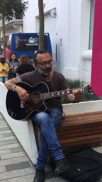  ,   Hussein, 52 ,   ,   