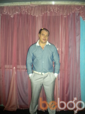  ,   Sasha, 42 ,  