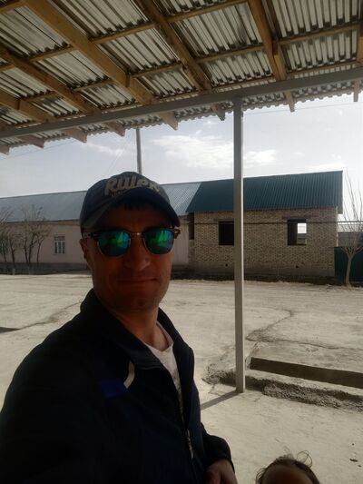  ,   Misha, 39 ,   ,   