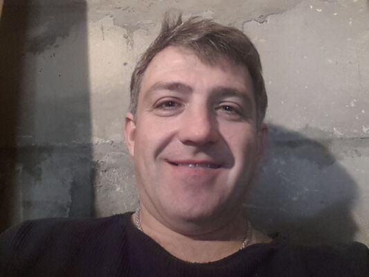  ,   Kosta, 51 ,   