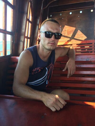  New York City,   , 34 ,   