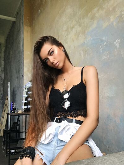  ,   GolDi, 25 ,     