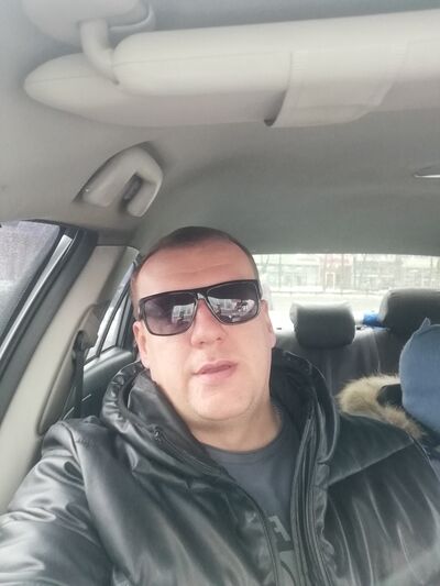 ,   Anton, 54 ,   ,   
